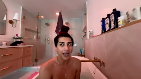 Snapshot of tgirltoesx chatting on February 10, 2026, 8:02 pm babygirlmami online show from February 10, 2026, 8:02 pm