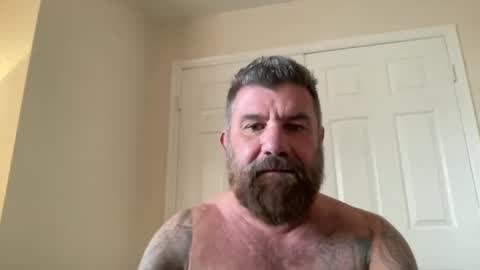 Snapshot of thatguybearded chatting on February 1, 2025, 4:44 pm ThatGuyBearded online show from February 1, 2025, 4:44 pm