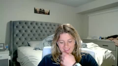 Snapshot of thatprettyblondegirl chatting on March 1, 2025, 1:43 am thatprettyblondegirl online show from March 1, 2025, 1:43 am