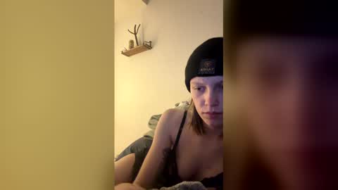 theborderline14 online show from February 18, 2026, 6:20 am