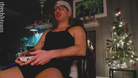 Snapshot of theehhteam chatting on December 29, 2024, 9:09 pm H online show from December 29, 2024, 9:09 pm