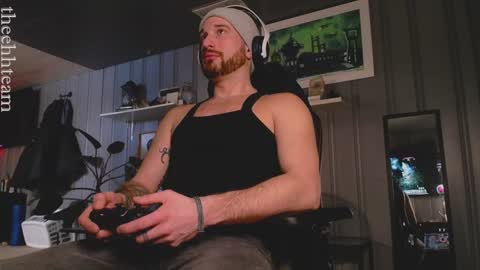 Snapshot of theehhteam chatting on January 25, 2025, 9:14 pm H online show from January 25, 2025, 9:14 pm