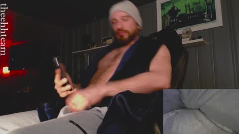 Snapshot of theehhteam chatting on March 10, 2025, 1:56 am H online show from March 10, 2025, 1:56 am