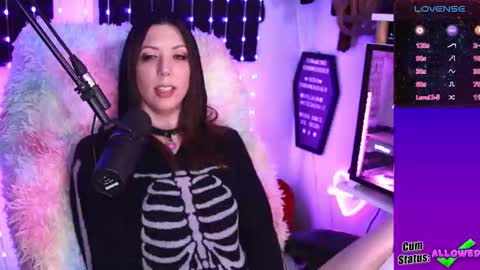 Snapshot of thekittengirlnix chatting on February 19, 2026, 3:57 am Nix online show from February 19, 2026, 3:57 am