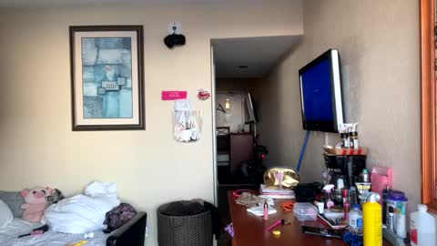 Snapshot of theladygodiva23 chatting on September 17, 2025, 11:34 am The Lady Godiva online show from September 17, 2025, 11:34 am