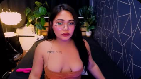 FRANCINE online show from January 9, 2026, 2:20 pm