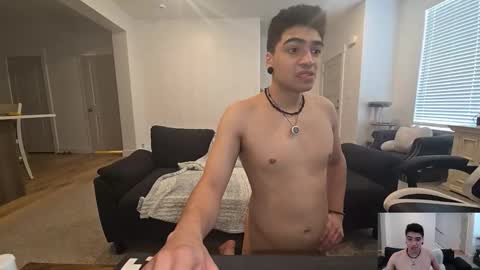 Snapshot of theslutcouple98 chatting on January 14, 2026, 7:19 pm theslutcouple98 online show from January 14, 2026, 7:19 pm