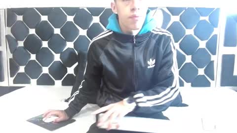 Thiago   online show from February 13, 2025, 12:21 pm