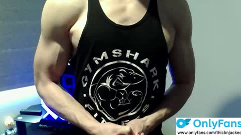 Snapshot of thicknjacked chatting on September 18, 2025, 8:22 pm Thick AND Jacked online show from September 18, 2025, 8:22 pm