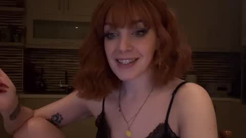 Snapshot of thirstypickle chatting on February 5, 2026, 8:13 pm Sarra Rhies online show from February 5, 2026, 8:13 pm