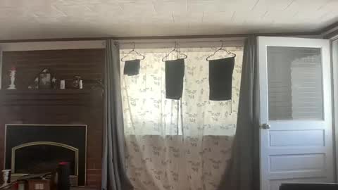 Snapshot of throatyygoat chatting on September 14, 2025, 4:50 pm throatyygoat online show from September 14, 2025, 4:50 pm