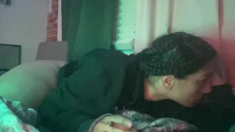 Snapshot of throatyygoat chatting on October 21, 2025, 6:03 am throatyygoat online show from October 21, 2025, 6:03 am