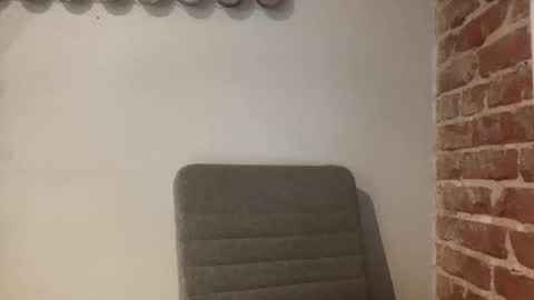 Snapshot of throatyygoat chatting on December 20, 2025, 1:02 am throatyygoat online show from December 20, 2025, 1:02 am