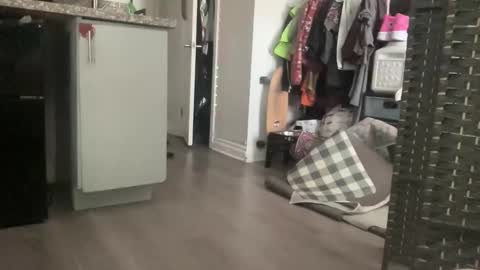 Snapshot of throatyygoat chatting on February 7, 2026, 6:22 pm throatyygoat online show from February 7, 2026, 6:22 pm