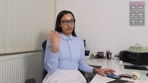 Snapshot of tia_j chatting on February 18, 2026, 3:08 pm tia_j online show from February 18, 2026, 3:08 pm