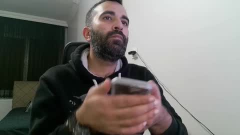 Snapshot of tiglatpleser chatting on December 3, 2024, 10:18 pm tiglatpleser online show from December 3, 2024, 10:18 pm