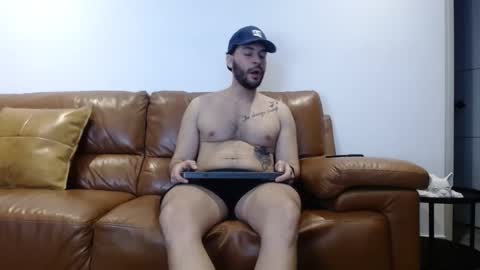 Snapshot of tim_cox chatting on December 4, 2024, 2:20 am tim cox online show from December 4, 2024, 2:20 am