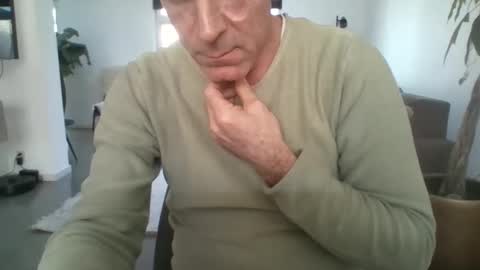 Snapshot of times20 chatting on March 3, 2026, 10:32 am times20 online show from March 3, 2026, 10:32 am