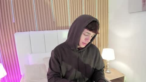 Snapshot of timothy_ross chatting on February 25, 2026, 8:51 pm Timothy 21 years old online show from February 25, 2026, 8:51 pm