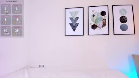 Tina online show from November 25, 2025, 11:21 am