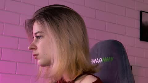 Tina Davil online show from January 16, 2026, 9:13 am