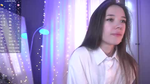 Snapshot of tinyanie chatting on January 16, 2026, 6:28 am Annie online show from January 16, 2026, 6:28 am