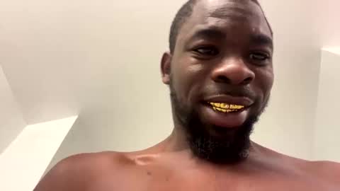 tlc071994 online show from January 21, 2025, 11:55 pm