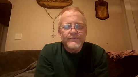 Snapshot of tokenless_boner chatting on November 10, 2025, 5:39 am tokenless_boner online show from November 10, 2025, 5:39 am