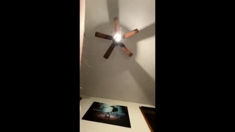 Snapshot of tommygunz62 chatting on January 18, 2026, 3:21 am tommygunz62 online show from January 18, 2026, 3:21 am