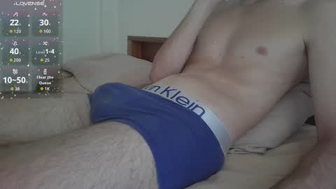 Snapshot of tommyshe1by chatting on March 1, 2026, 7:10 am tommyshe1by online show from March 1, 2026, 7:10 am