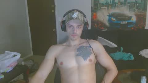 Snapshot of tommystrokes_ chatting on February 7, 2025, 5:10 am Tommy Strokes online show from February 7, 2025, 5:10 am