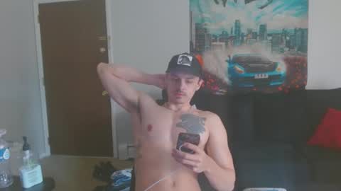 Snapshot of tommystrokes_ chatting on March 3, 2025, 6:44 pm Tommy Strokes online show from March 3, 2025, 6:44 pm