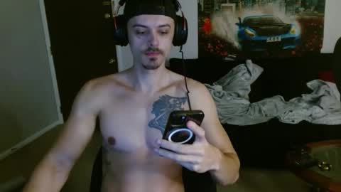 Snapshot of tommystrokes_ chatting on October 7, 2025, 2:20 am Tommy Strokes online show from October 7, 2025, 2:20 am