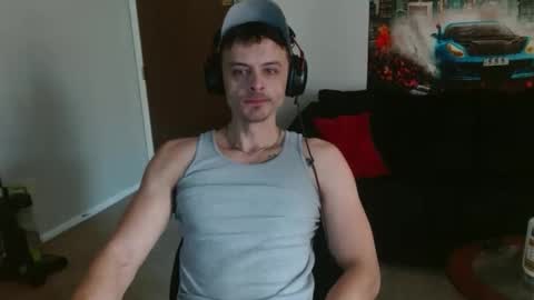 Snapshot of tommystrokes_ chatting on December 19, 2025, 8:05 pm Tommy Strokes online show from December 19, 2025, 8:05 pm