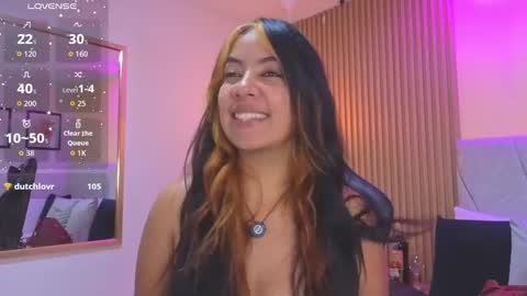 Snapshot of torres_karla chatting on November 28, 2025, 11:07 pm karla online show from November 28, 2025, 11:07 pm