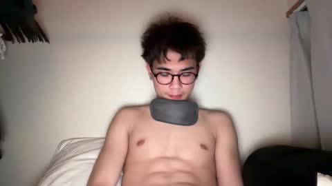 Snapshot of toshikaro0 chatting on March 8, 2025, 4:06 pm Karo online show from March 8, 2025, 4:06 pm