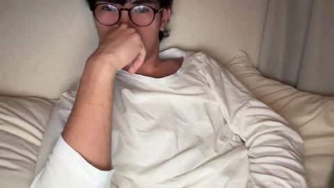 Snapshot of toshikaro0 chatting on December 2, 2025, 5:41 pm Karo online show from December 2, 2025, 5:41 pm