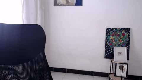 Snapshot of treasuresz chatting on December 4, 2025, 7:44 pm Emily online show from December 4, 2025, 7:44 pm