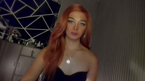 Ms Ella online show from December 10, 2024, 1:22 pm