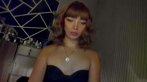 Ms Ella online show from December 20, 2024, 2:49 pm