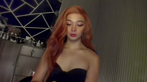 Ms Ella online show from December 30, 2024, 3:24 pm