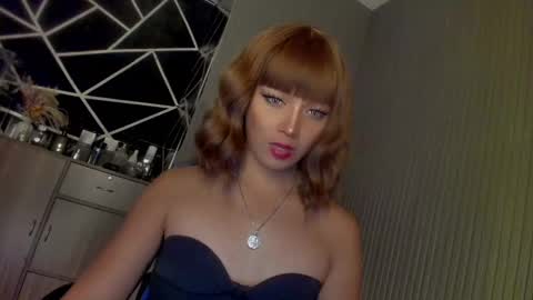 Ms Ella online show from February 2, 2025, 1:30 pm