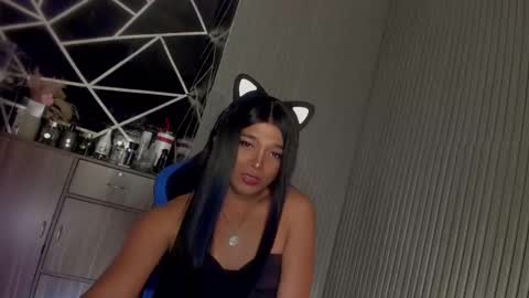 Ms Ella online show from February 19, 2025, 2:23 pm