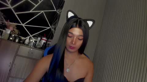 Ms Ella online show from February 19, 2025, 5:27 pm