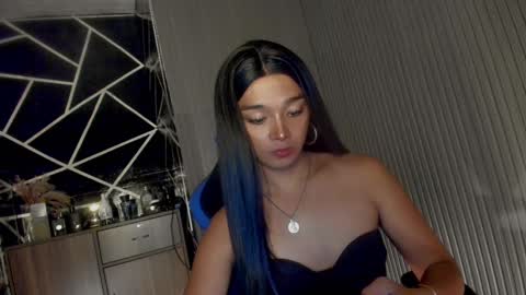 Ms Ella online show from March 7, 2025, 6:22 pm