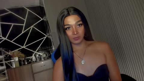 Ms Ella online show from March 12, 2025, 5:28 pm