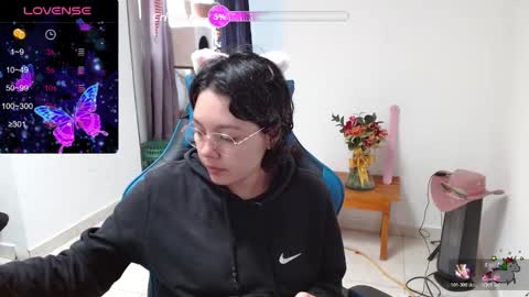 Snapshot of trixie_tangg chatting on February 24, 2026, 7:12 pm Kitty online show from February 24, 2026, 7:12 pm