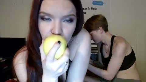 Trixie 3 online show from February 24, 2025, 2:40 am