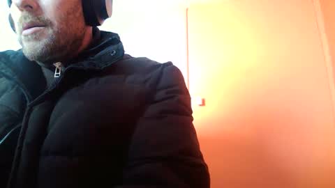 eros online show from February 11, 2026, 9:03 am