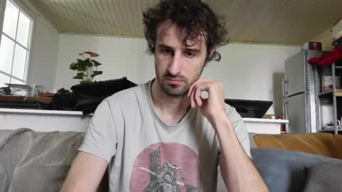 Snapshot of trucdeoufouf chatting on February 2, 2025, 10:02 am trucdeoufouf online show from February 2, 2025, 10:02 am